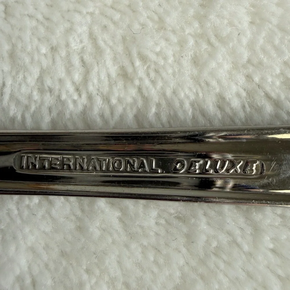 Vintage International Deluxe 5 Pc. Serving Utensil Set Rose Pattern‎ Spoons Fork